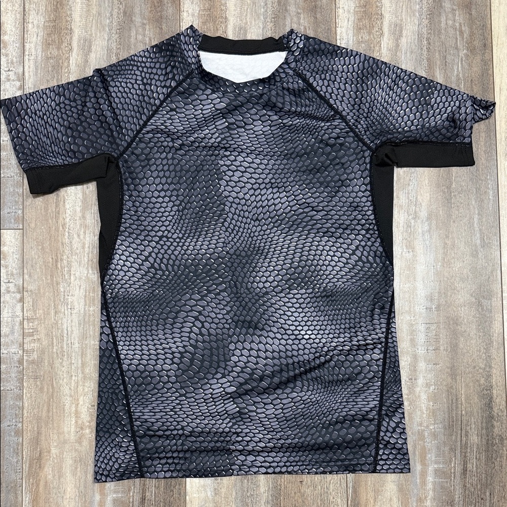 Black and Gray Snake Print T-Shirt
